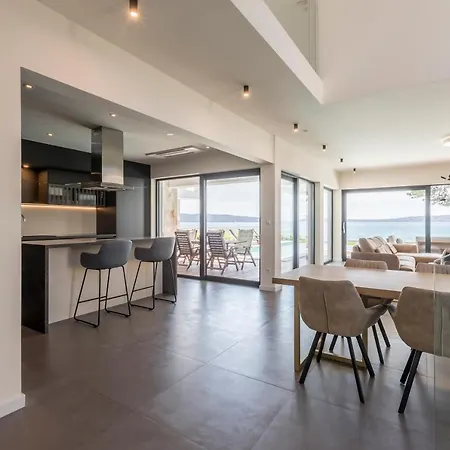 Sea Star Villa