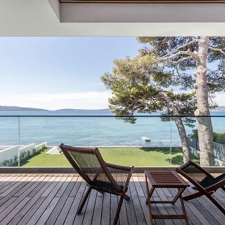 Sea Star Villa *