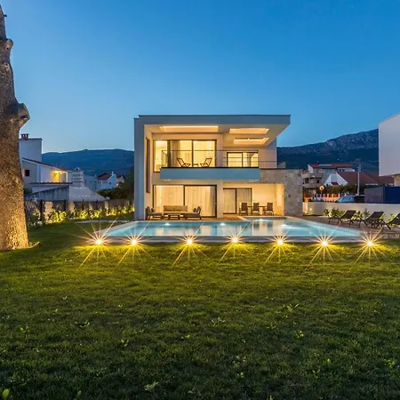 Sea Star Villa Kastela
